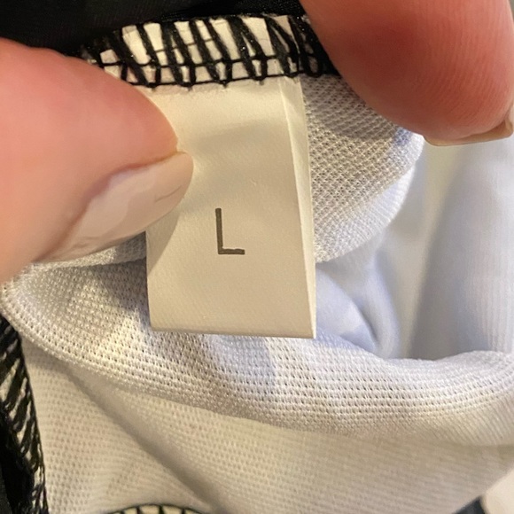 NEVER WORN Black One Piece Swimsuit - Size Large - Picture 7 of 7